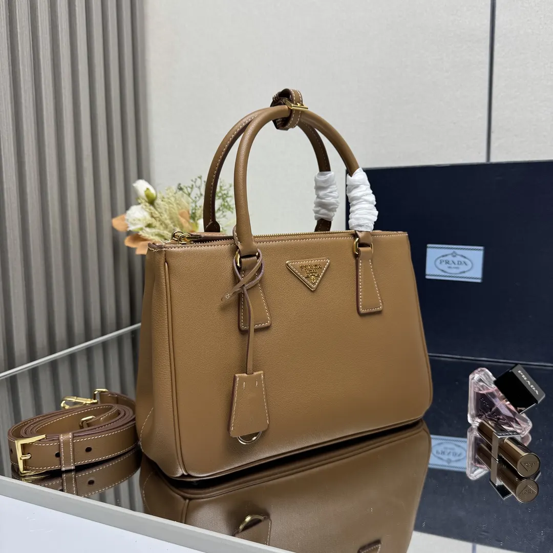 Prada Saffiano 十字纹牛皮 羊皮 三角标 杀手包 經典手提 手提包