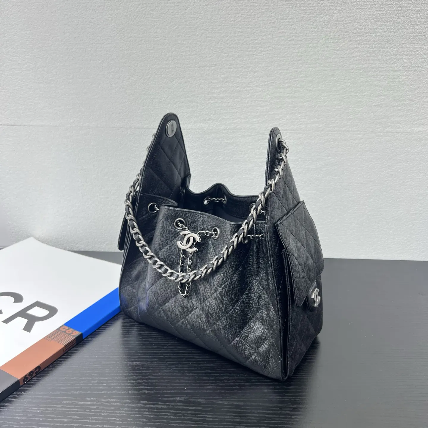 Chanel 深藍色牛皮Hobo腋下包 單肩