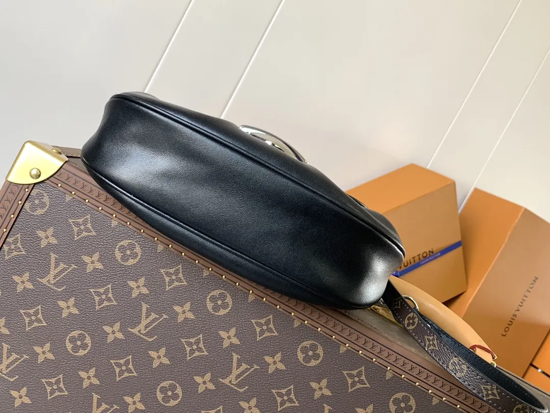 LV 牛皮 动态变码 以崭新系列展现品牌 收纳包 旅行收纳款