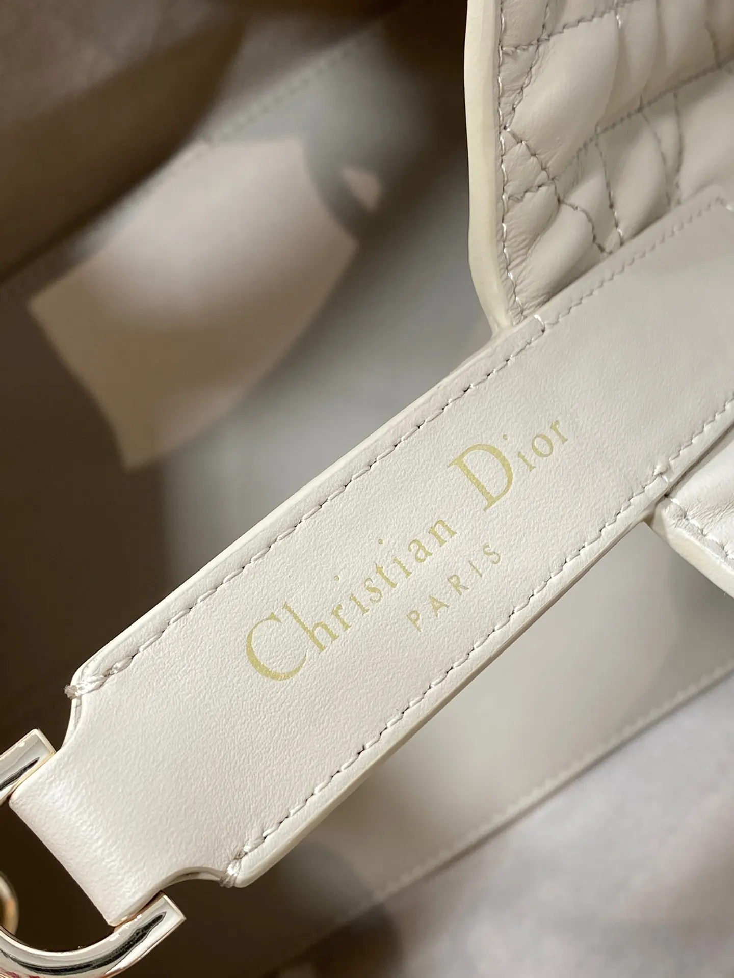 Dior 米色 小牛皮 中号胭脂米色 带着 toujours 去旅行 超大 收纳包 旅行收纳款
