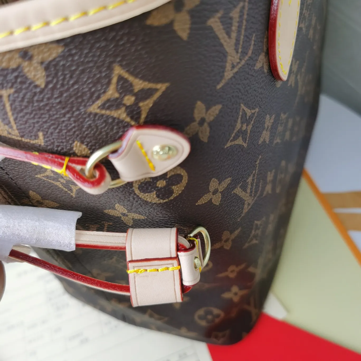 LV Neverfull 老花 牛皮 手拿包 精致手拿款