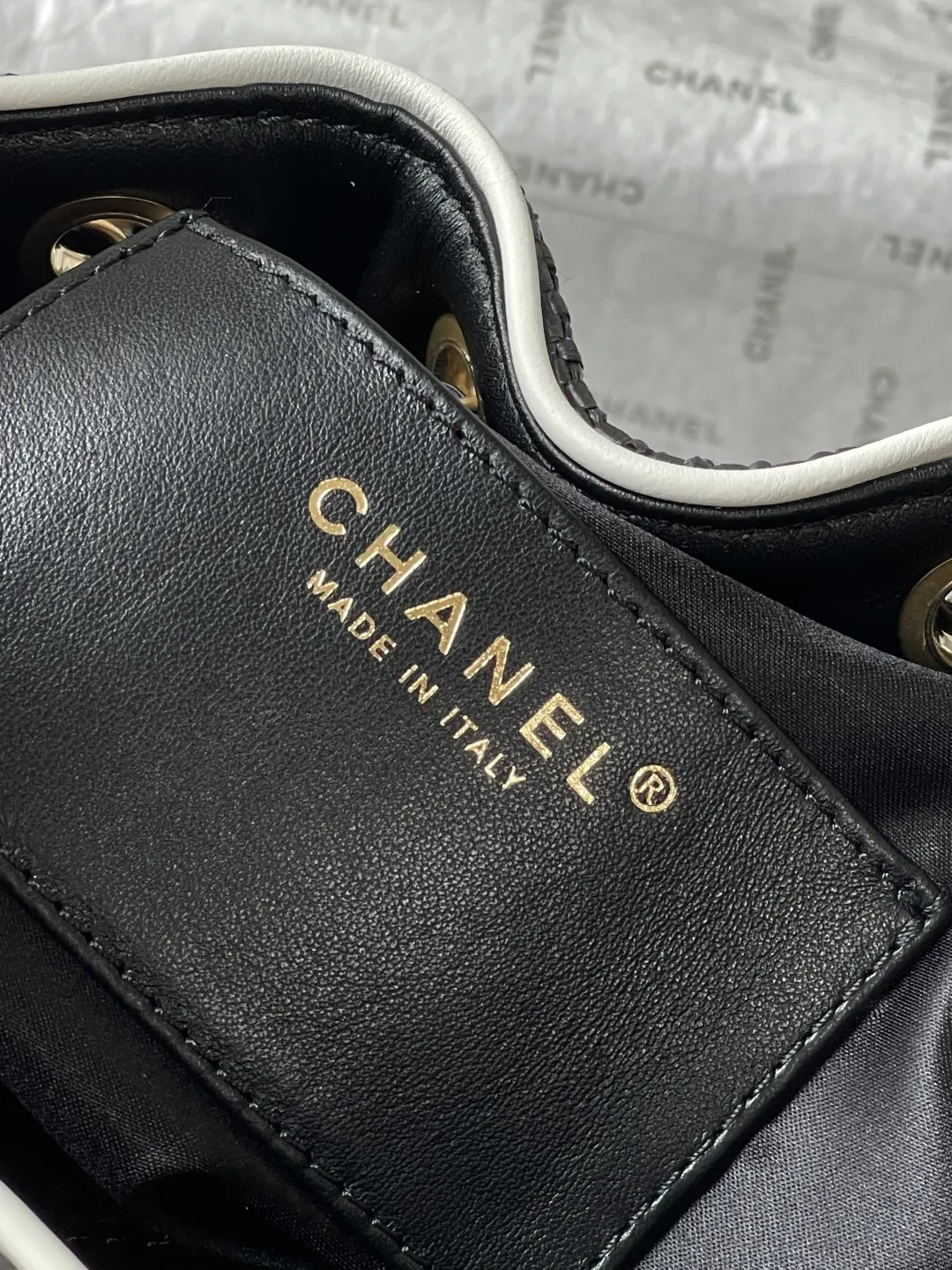 Chanel Black White Hobo Shoulder Bag Vintage Image 10 Chanel Black White Hobo Shoulder Bag Vintage Image 10