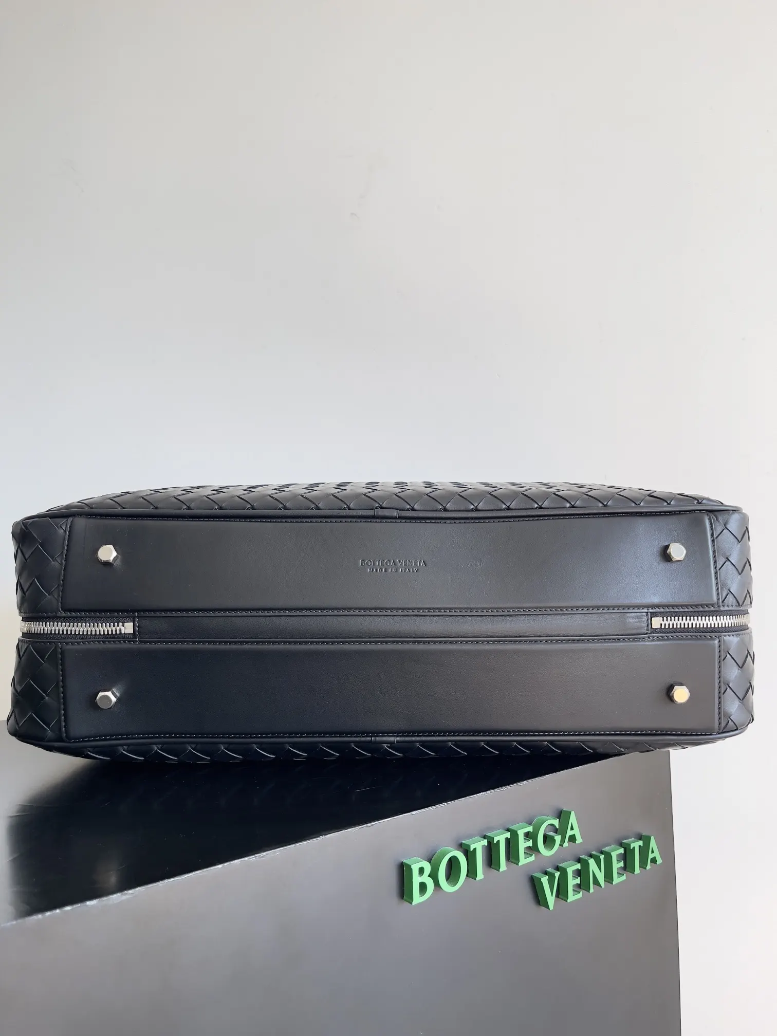 Bottega Veneta 牛皮 行李箱 旅行拉杆款 輕便出行款
