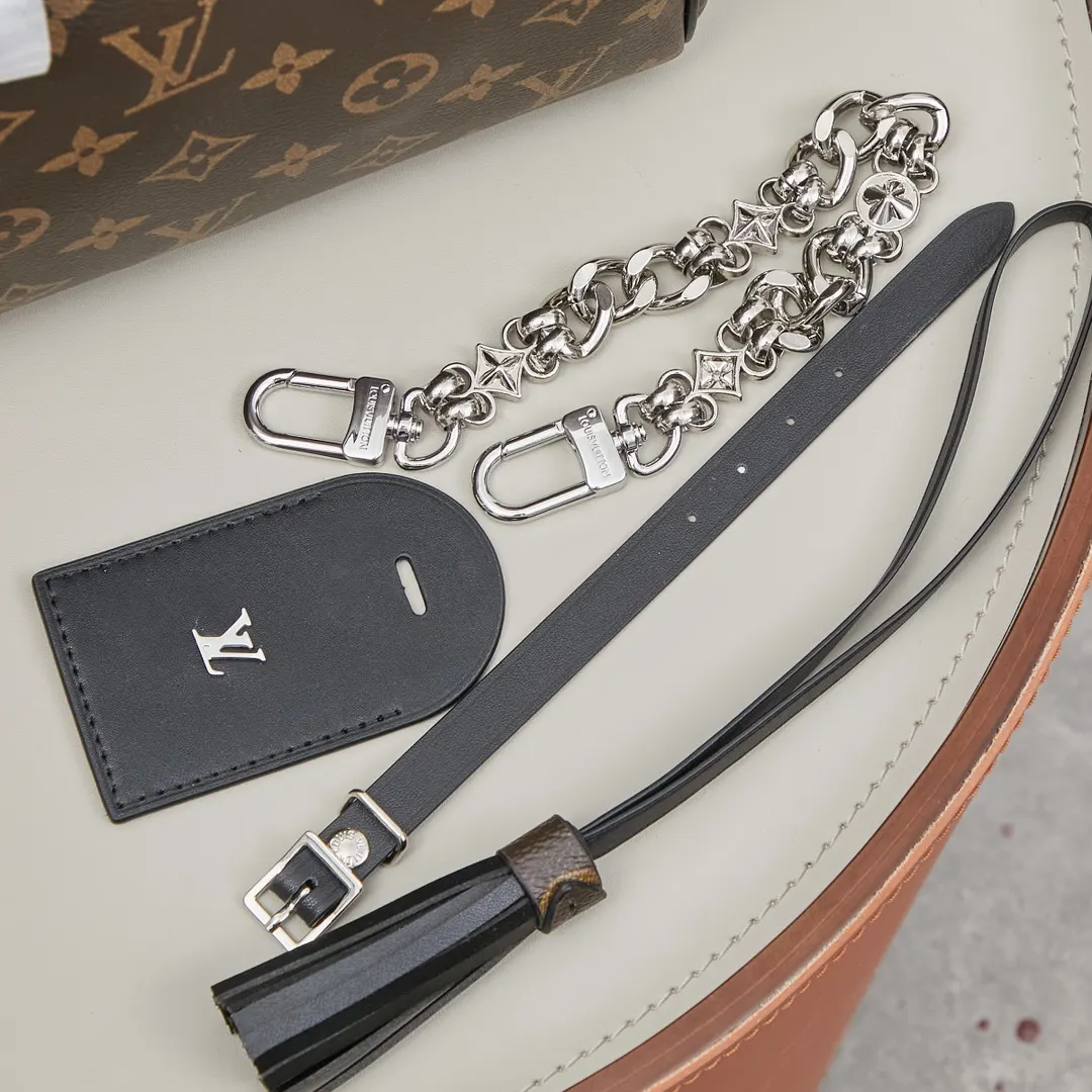 Black Monogram Chain Bag Canvas