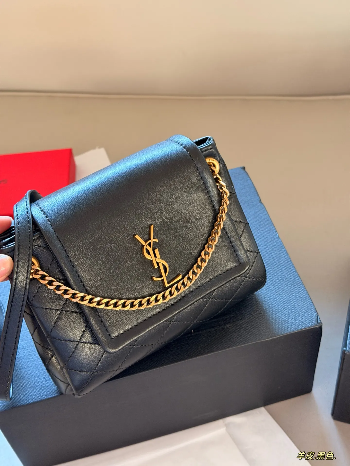 YSL 羊皮 盒 羊皮 mini 斜背包 輕便斜挎款