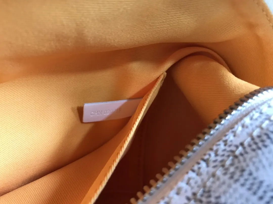 Goyard 款号 手拿包 精致手拿款