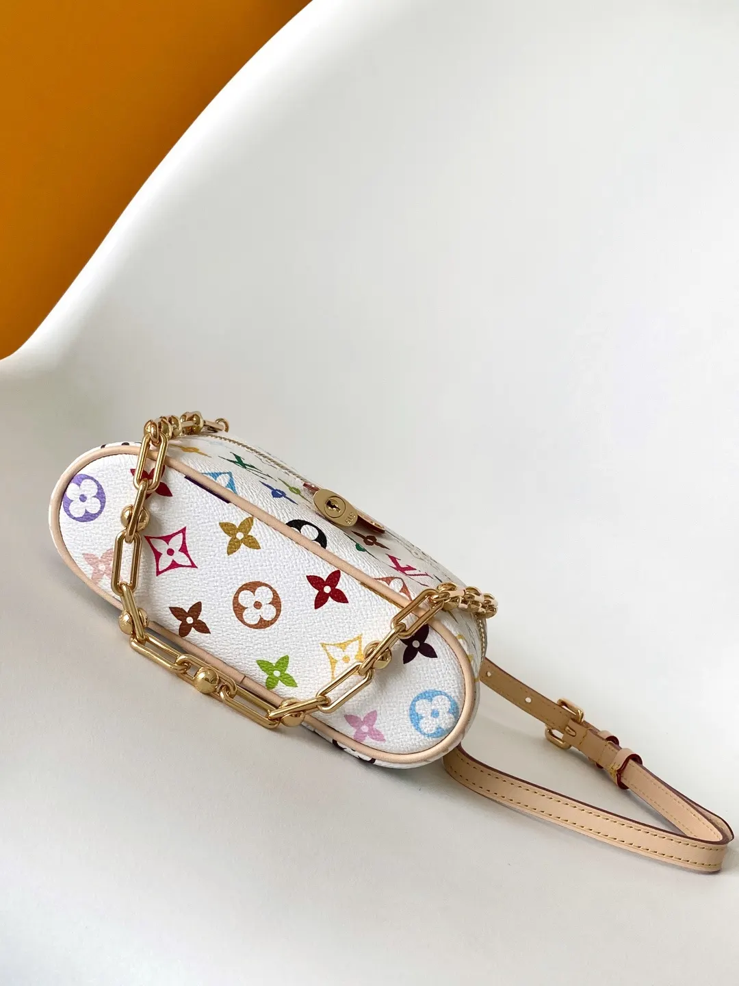 LV 牛皮 链条包 精致链条款