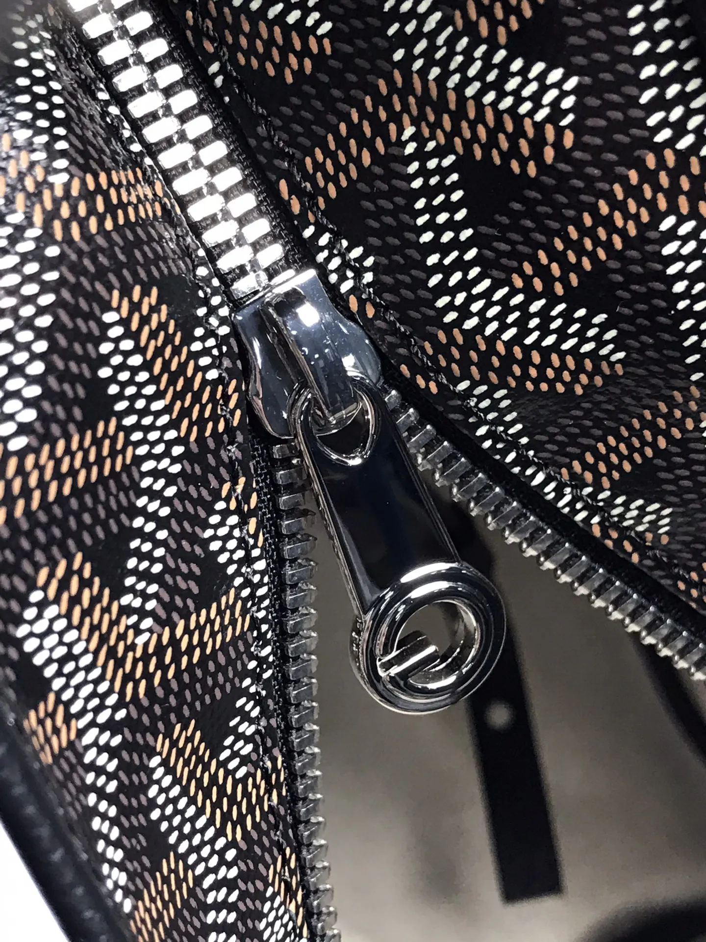 Hobo mini 尺寸 腋下包 复古腋下背款