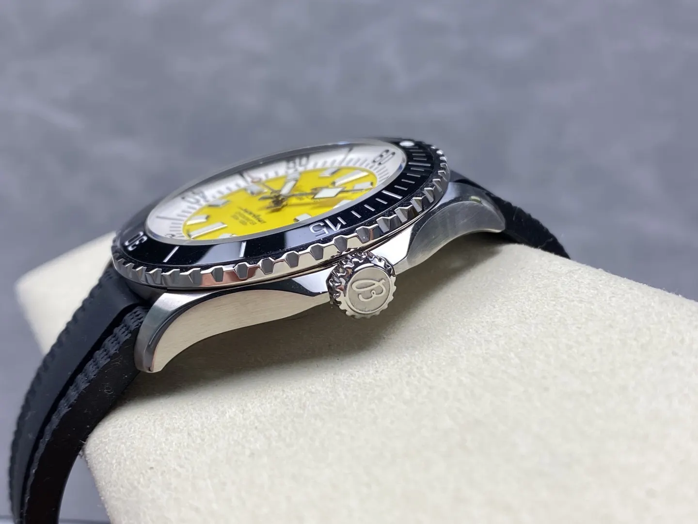 Watch Classic