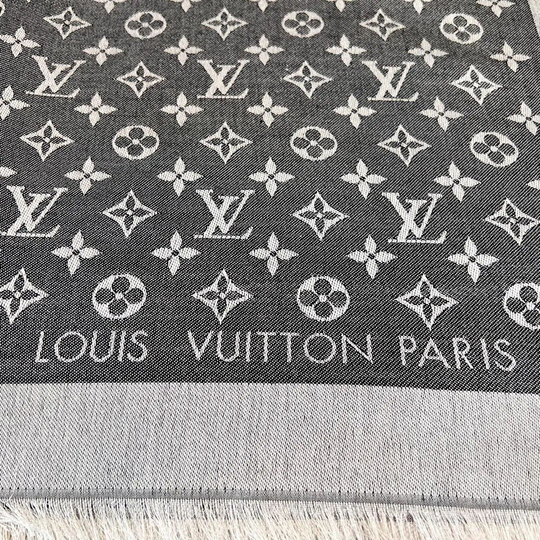 Louis Vuitton 羊毛 提花 四叶草 披肩 保暖披肩 圍巾