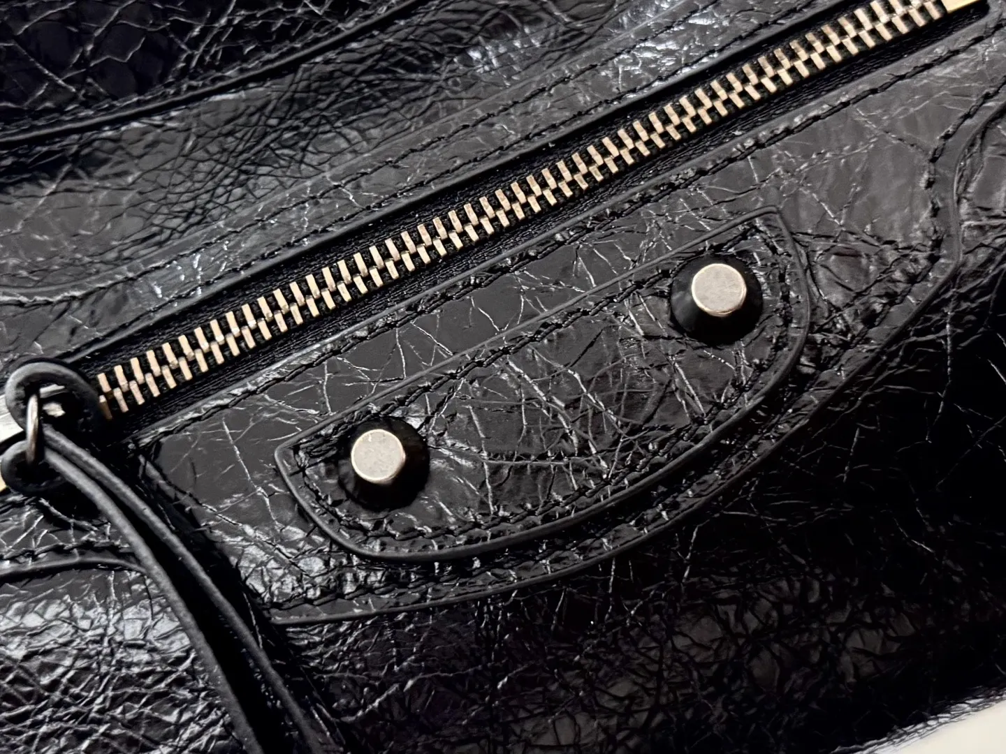 Balenciaga City Le 黑色 卫衣