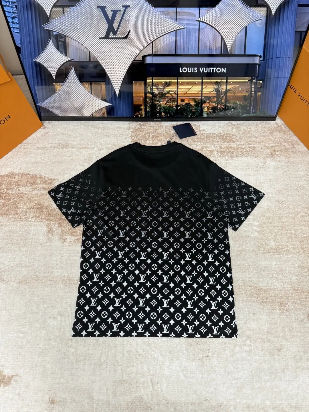 Louis Vuitton Black Monogram Short Sleeve T-Shirt