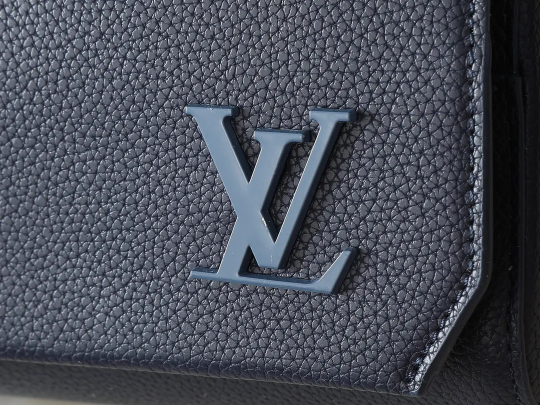 LV 黑色 藍色 牛皮 收納包 旅行收納款