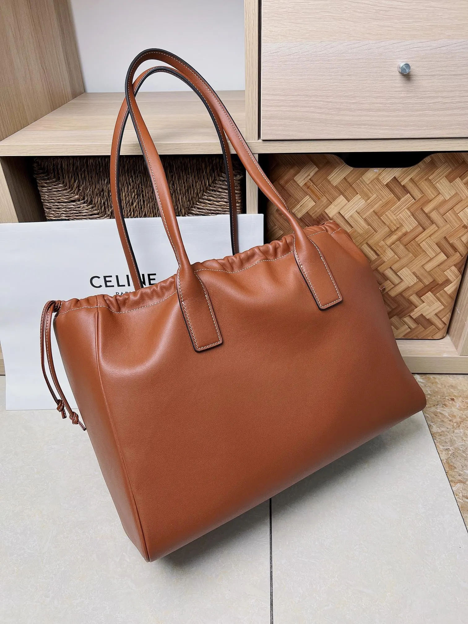 Celine Triomphe 牛皮 托特包 大容量托特款