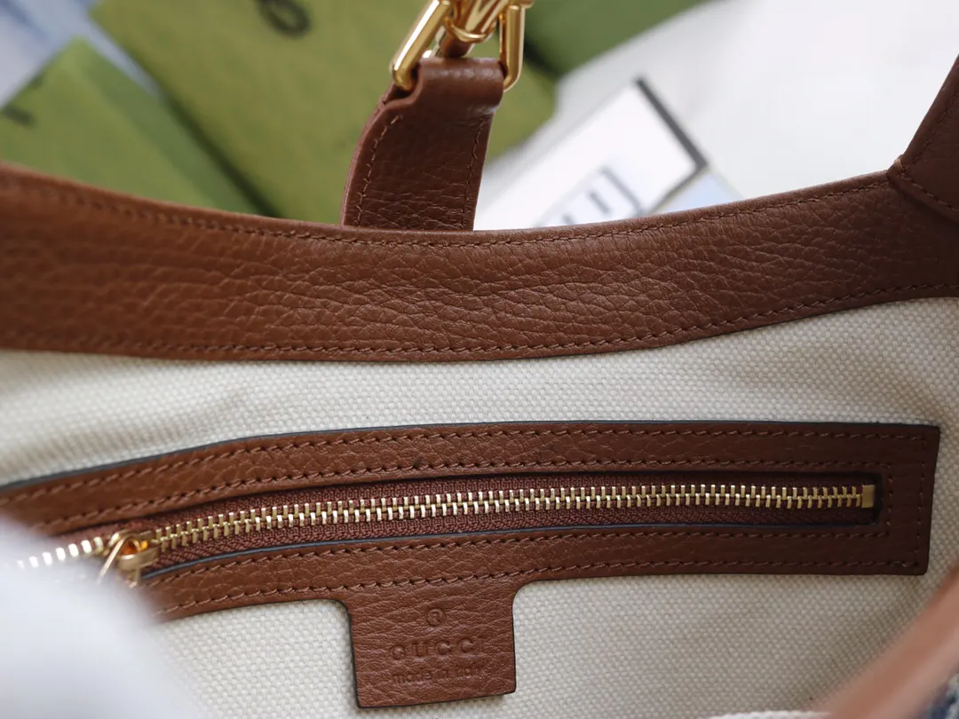 Gucci 牛仔 牛皮 价 腋下包 復古腋下背款(數字9) Gucci 牛仔 牛皮 价 腋下包 復古腋下背款(數字9)