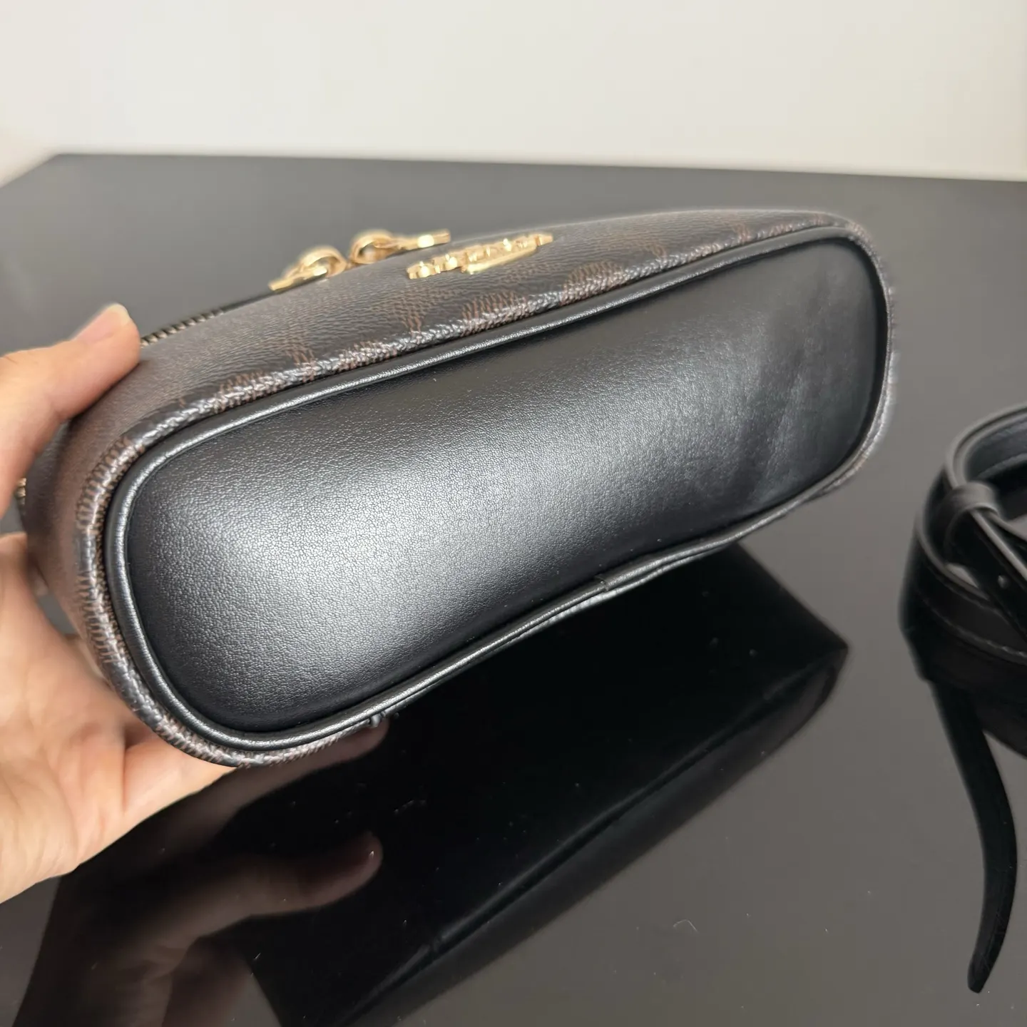 Cosmetic Pouch