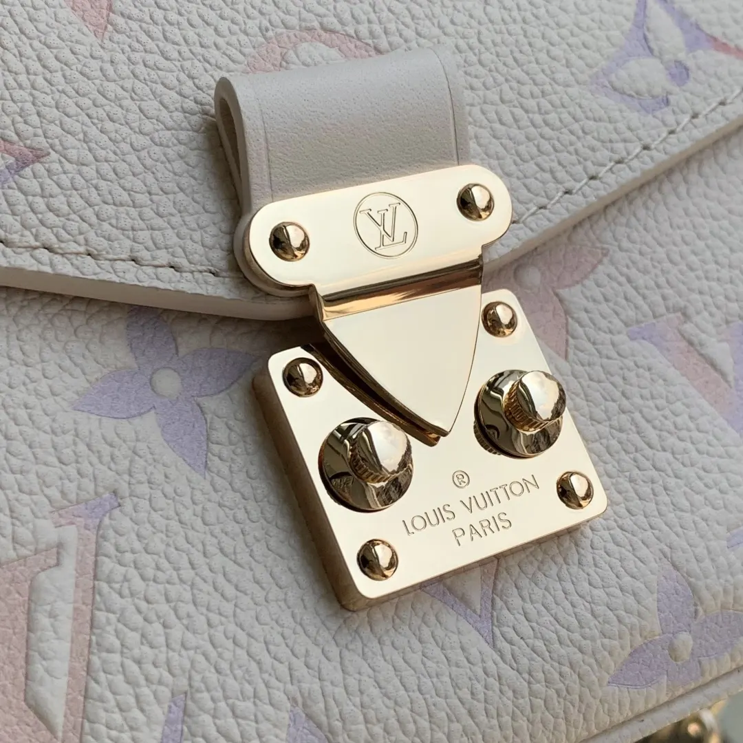 Louis Vuitton Pochette M25682 Monogram 手提包