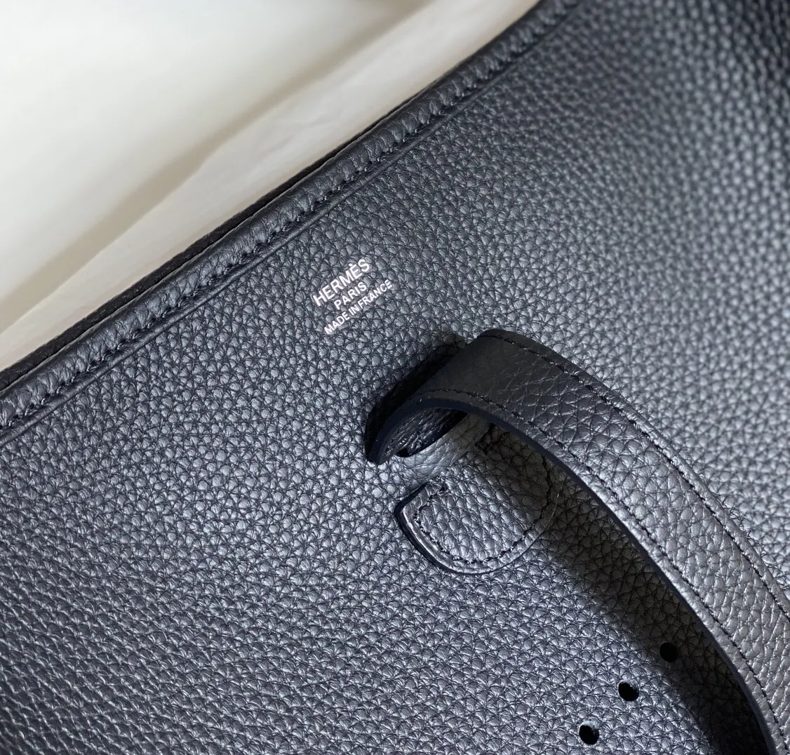 Hermès Evelyne Leather Crossbody Bag Classic