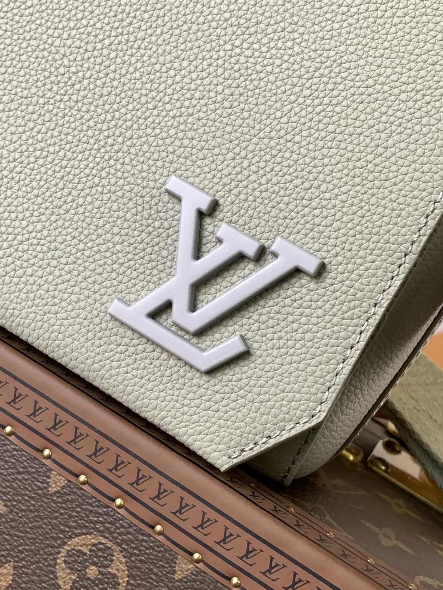 LV 黑色 蓝色 牛皮 收纳包 旅行收纳款