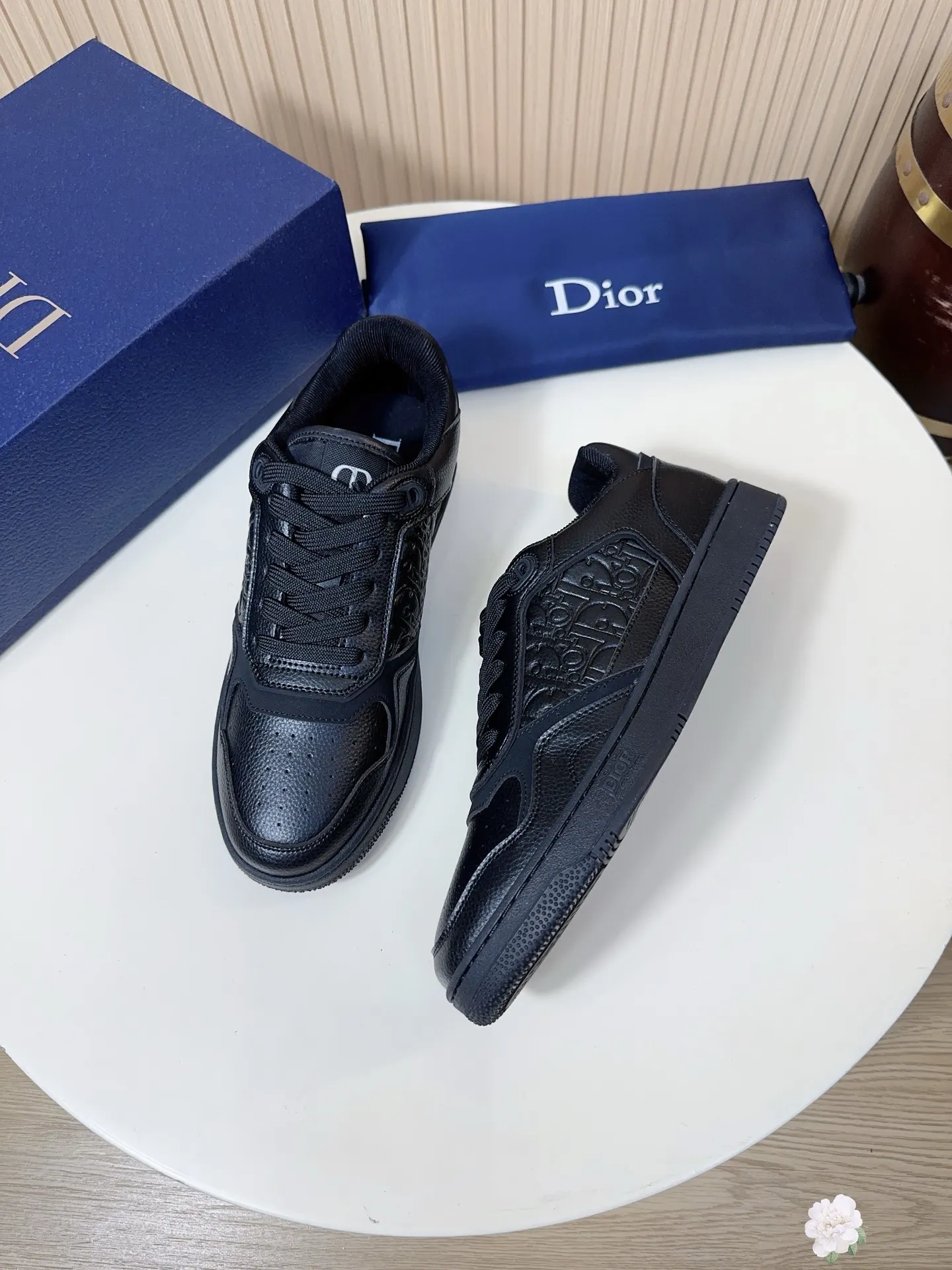 Dior 小牛皮運動鞋 舒適(數字4) Dior 小牛皮運動鞋 舒適(數字4)