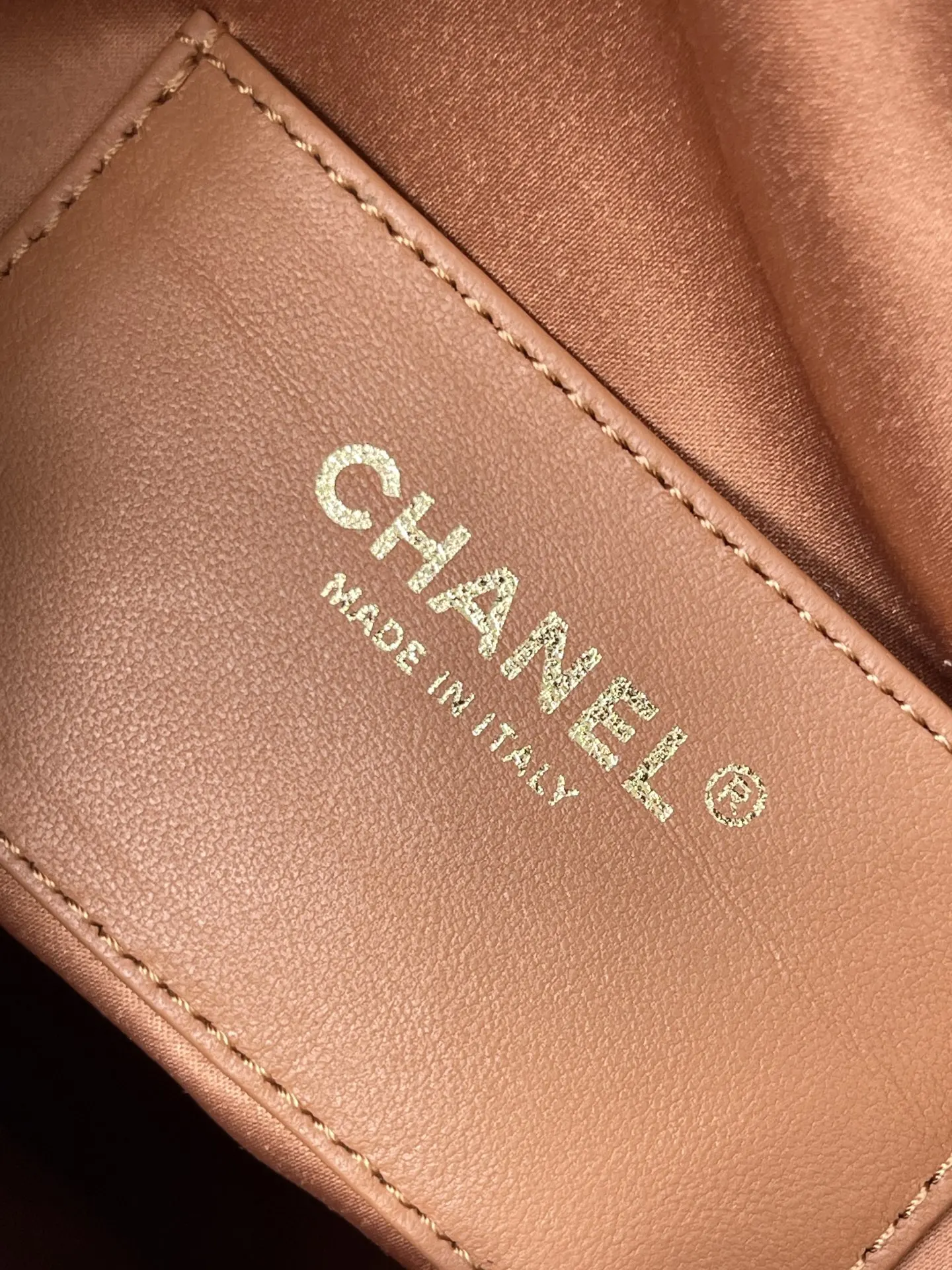 CHANEL Hobo 进口 免税 球纹皮嘻哈包 腋下包 复古腋下背款