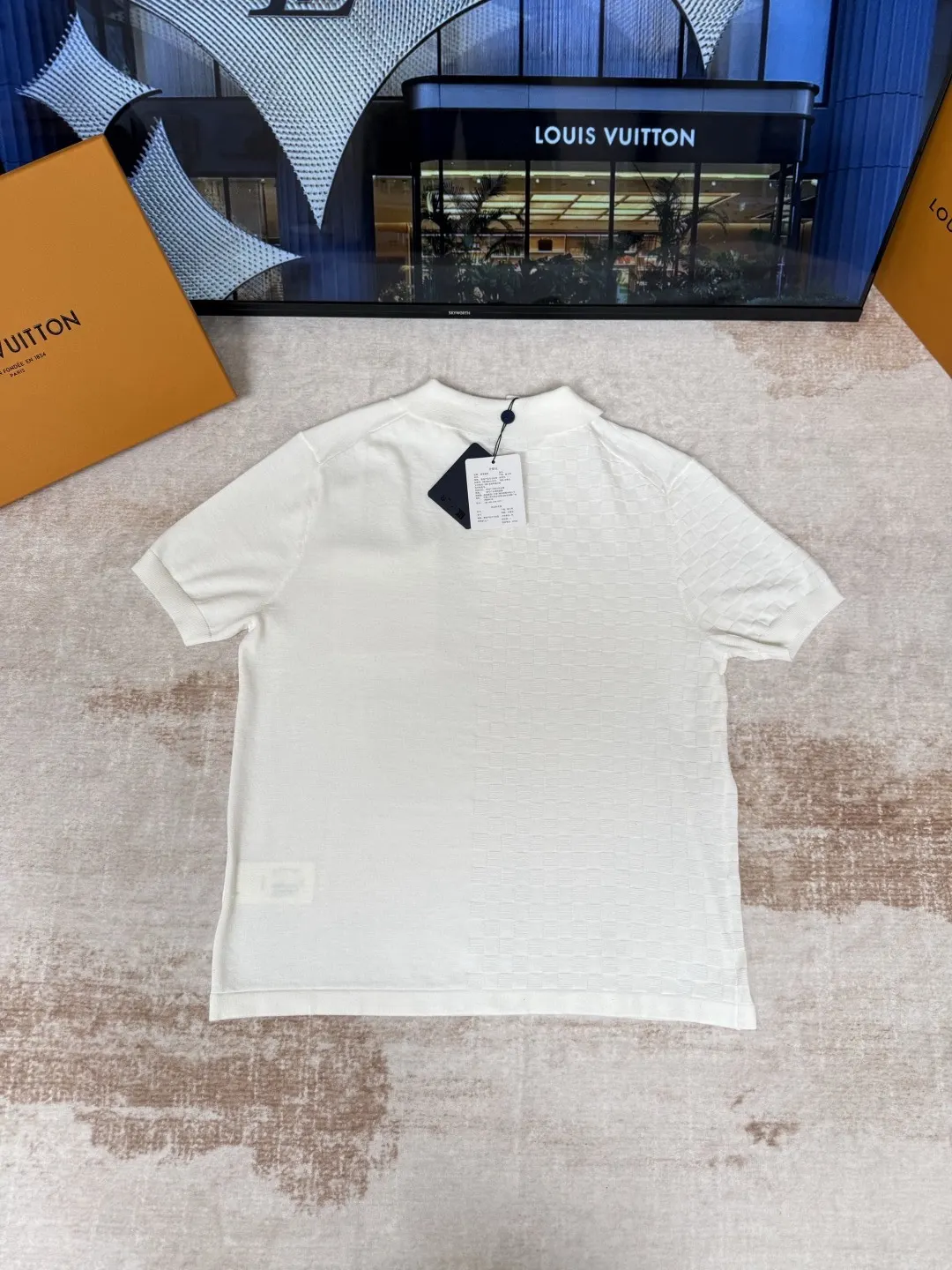 LV 白色 服饰单品｜ORBUYBAG 岚奢包高端时尚精品