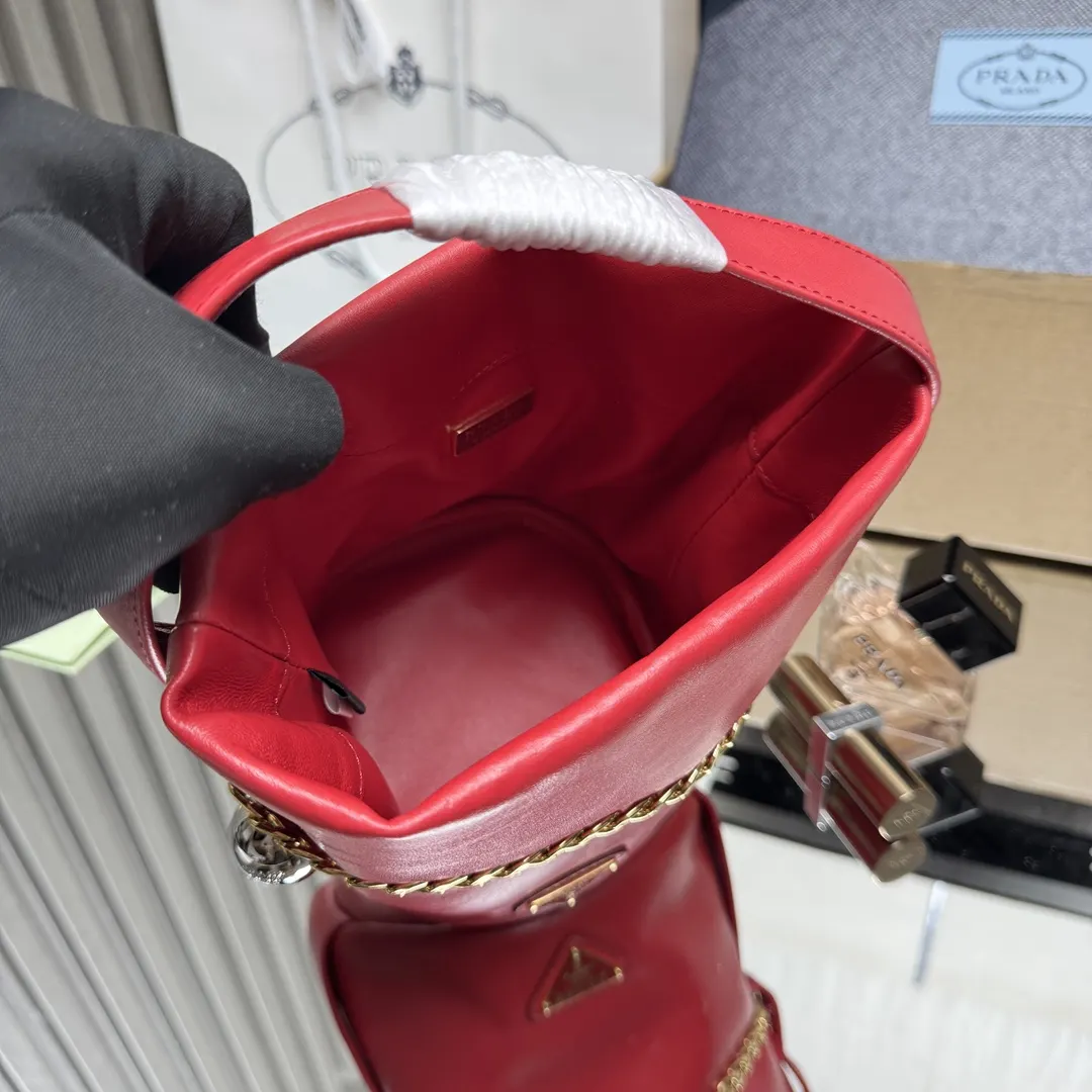 羊皮 走秀款 发财小水桶 发财小水桶采用进 水桶包 休閒水桶款(數字9) 羊皮 走秀款 发财小水桶 发财小水桶采用进 水桶包 休閒水桶款(數字9)