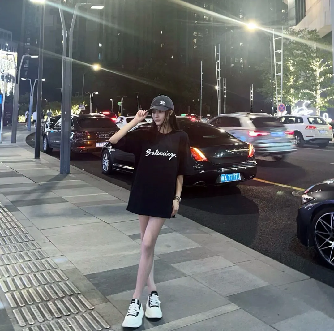 Balenciaga 26SS 印花 水洗 短袖T恤 街头休闲款