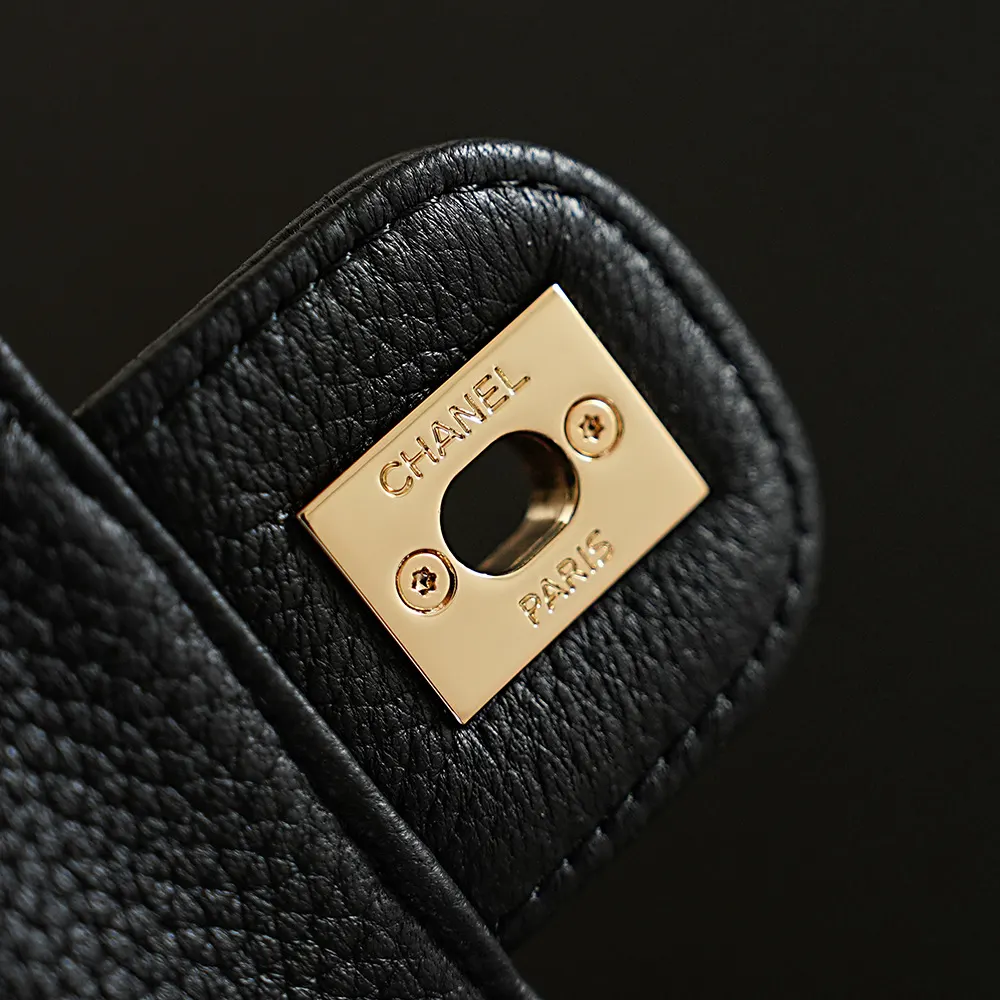 Chain Bag Image 9 Chain Bag Image 9