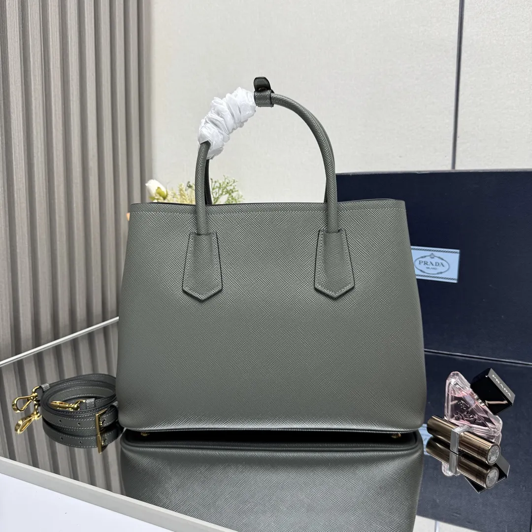 Prada Saffiano Tote Bag Lightweight Leather
