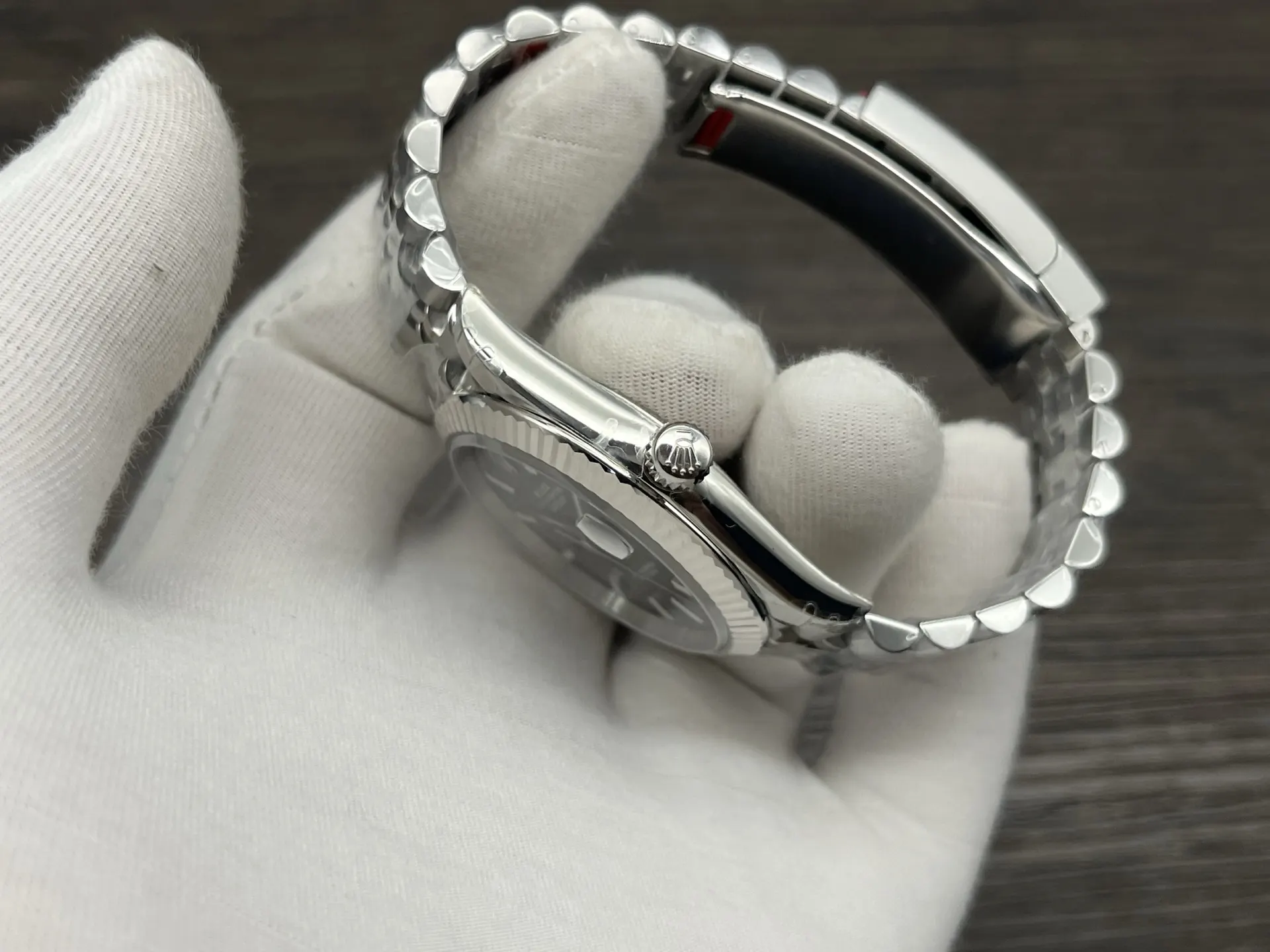 Rolex VS 墙裂推薦 VS潜心研制的 手錶 經典腕表款