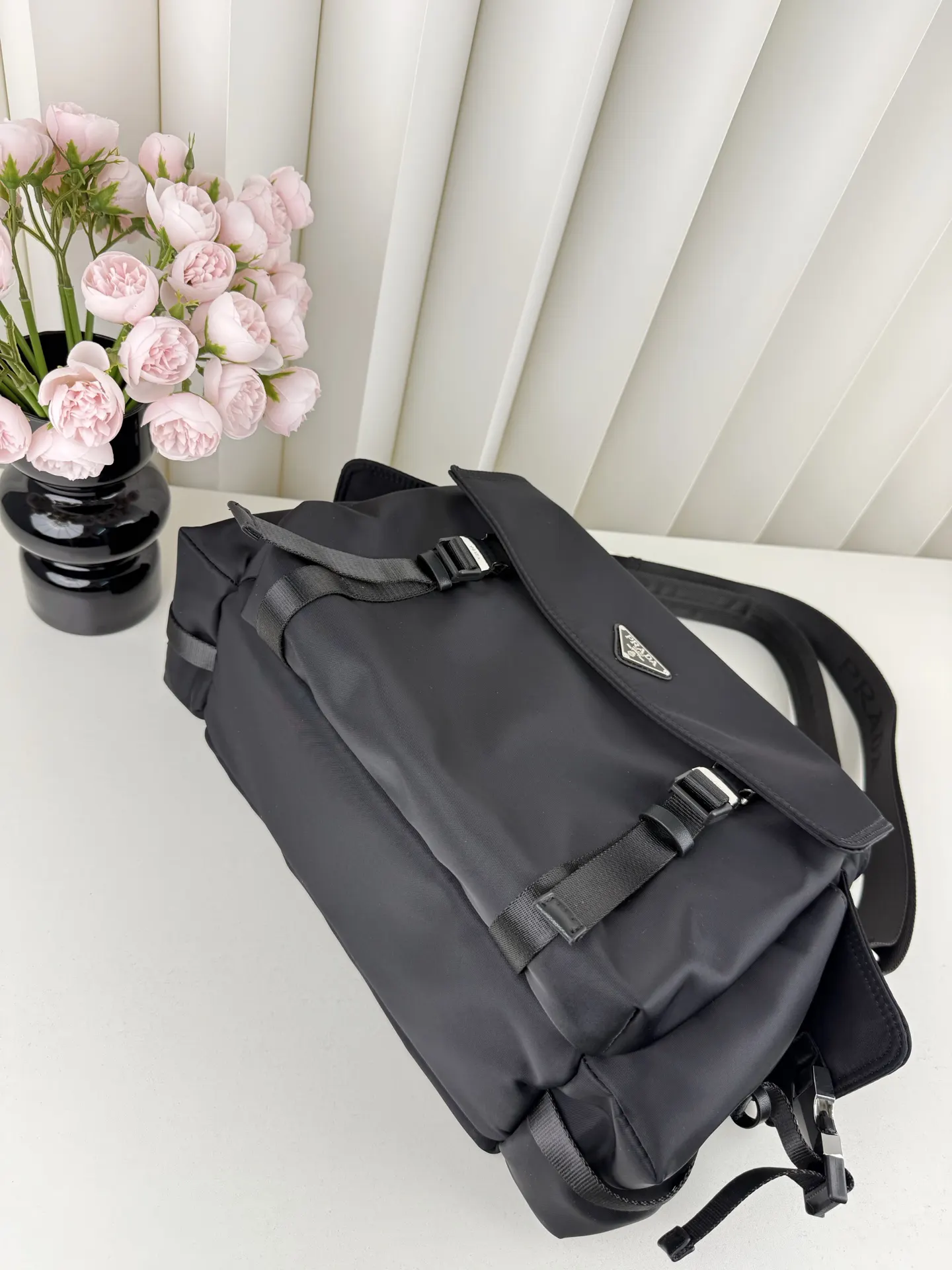 Prada Re-Nylon 三角標 斜背包