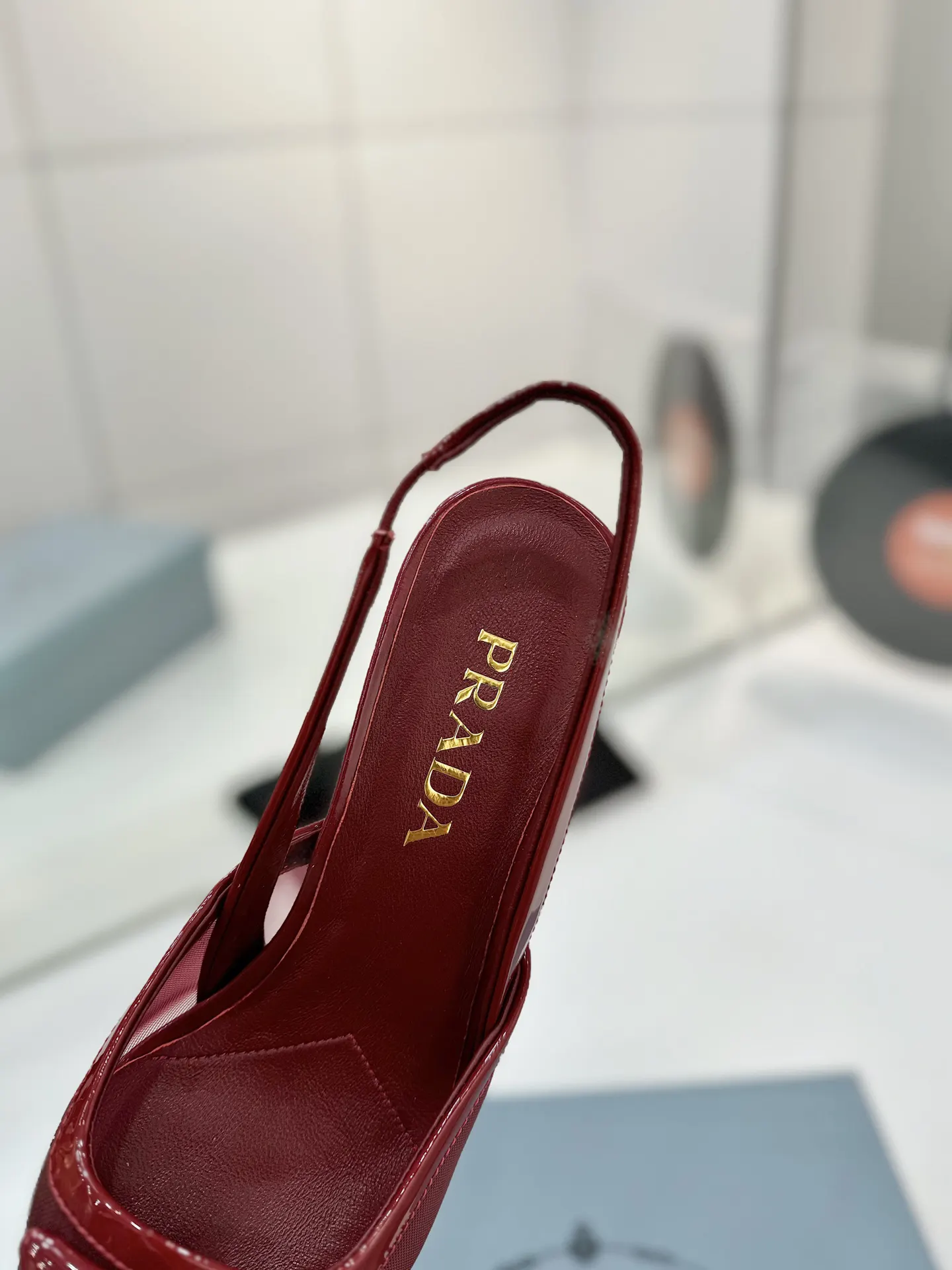 Prada 羊皮 漆皮 单鞋 舒適 高跟鞋