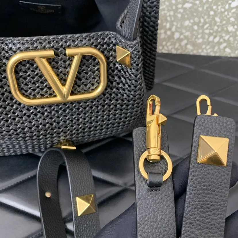 Valentino 棕色 皮革 托特包 大容量托特款
