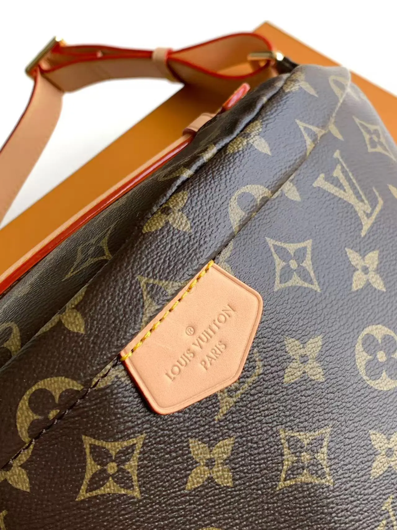 Louis Vuitton Gold Monogram Belt Bag Classic Casual Leather