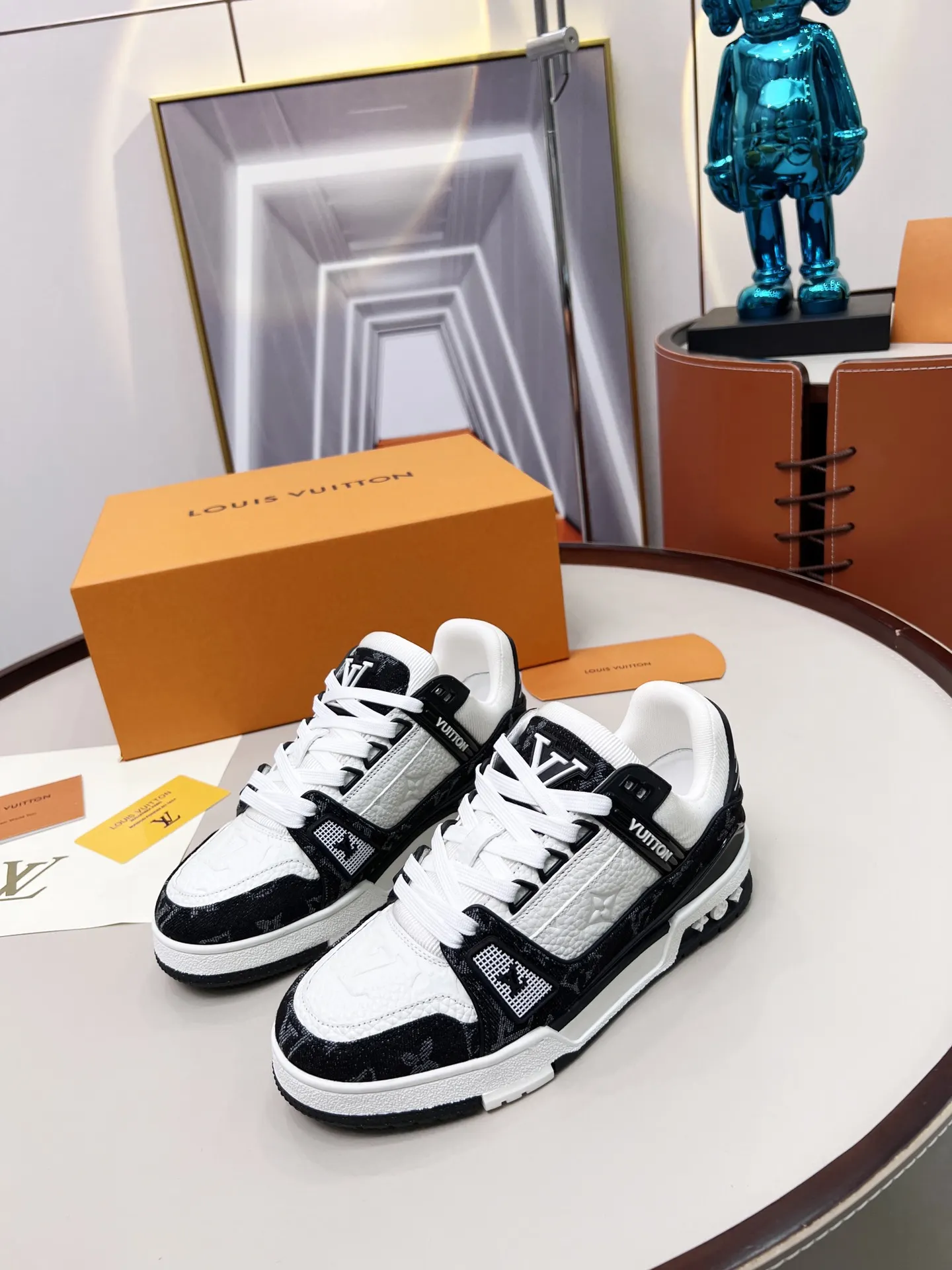 Louis Vuitton 运动鞋