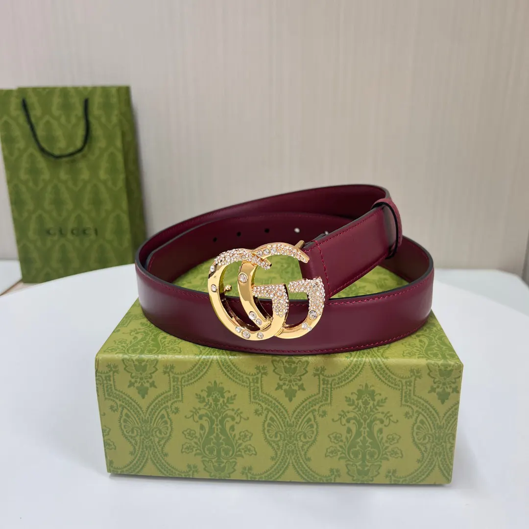 Gucci Double G 双G扣牛皮双面腰带