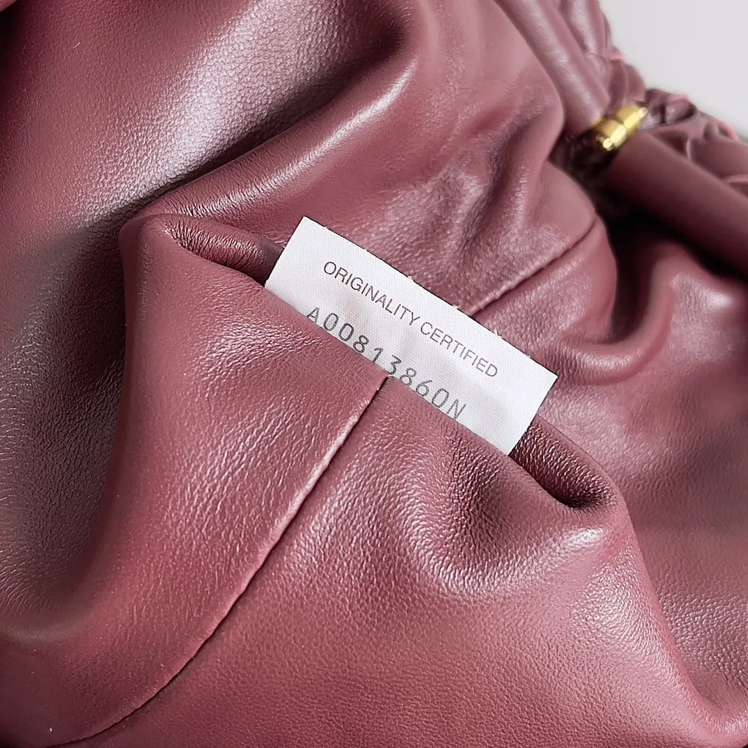 Bottega Veneta 手拿包 精致手拿款