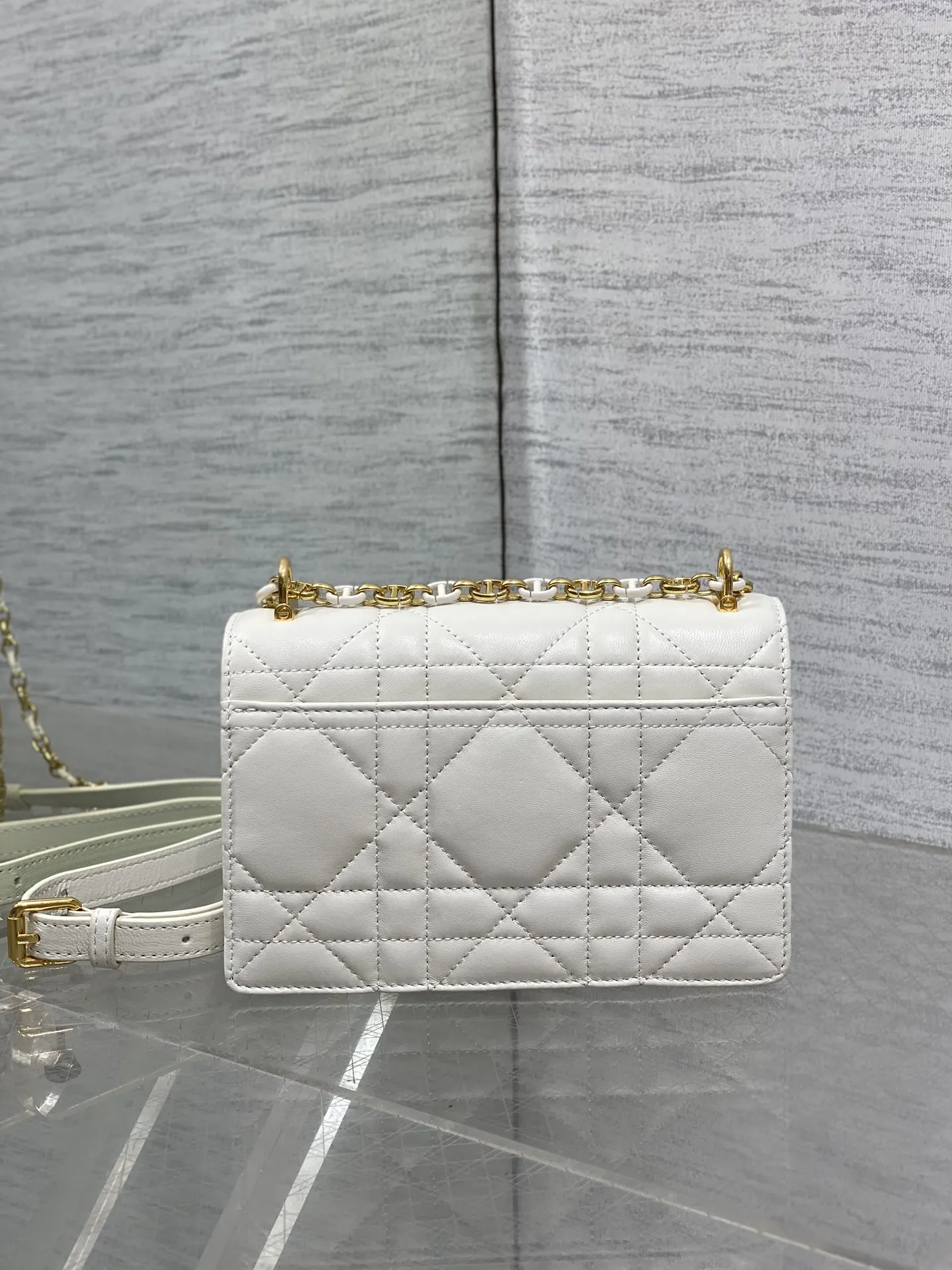Dior Cannage藤格纹 链条包 手提斜挎