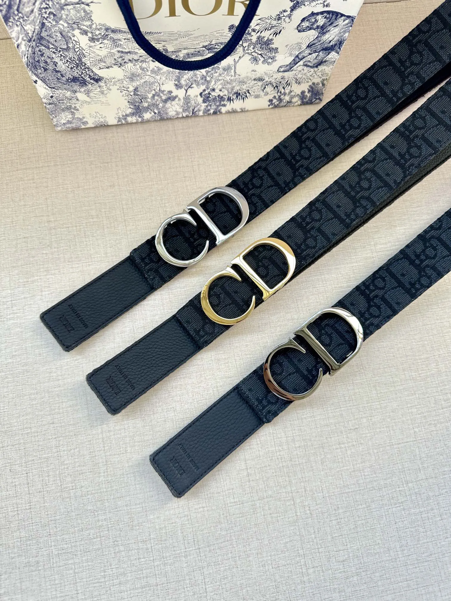 Dior 黑色Oblique腰带 CD金扣款