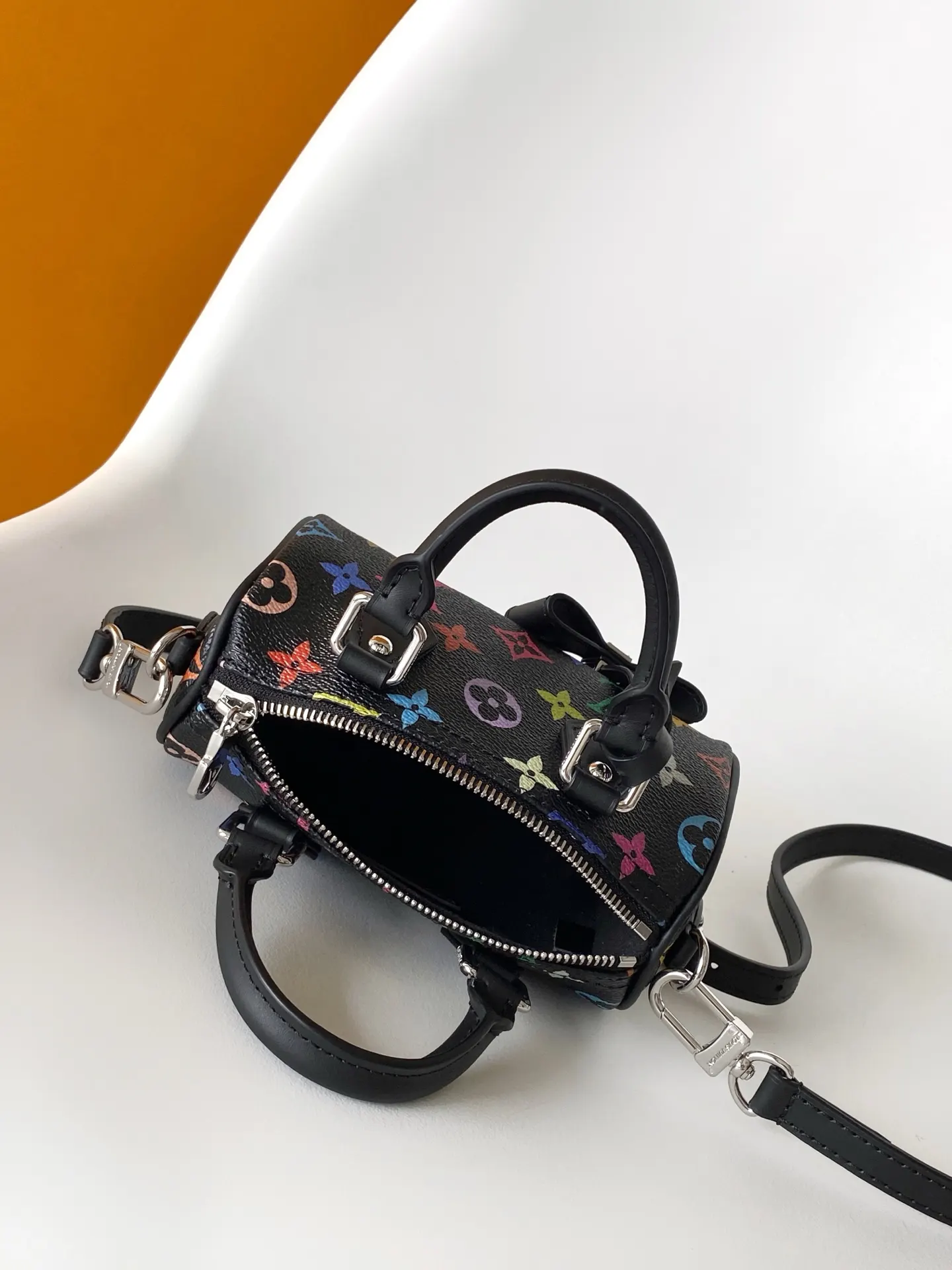 LV Speedy 牛皮 旅行袋 大容量旅行款(數字9) LV Speedy 牛皮 旅行袋 大容量旅行款(數字9)