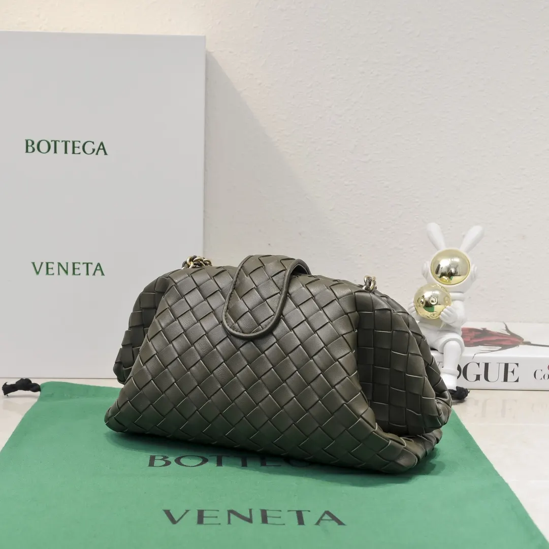 Bottega Veneta 羊皮 鏈條包 精致鏈條款