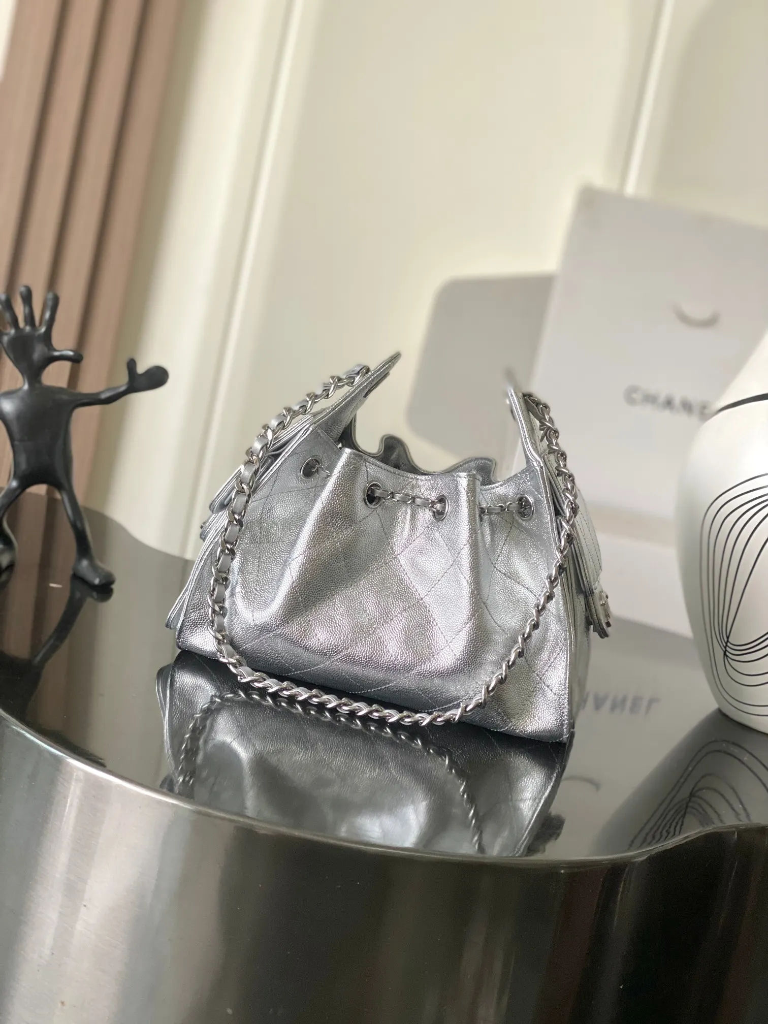 Chanel 銀色 皮革 腋下包