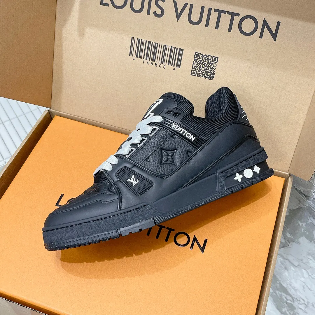 Louis Vuitton 老花 运动鞋