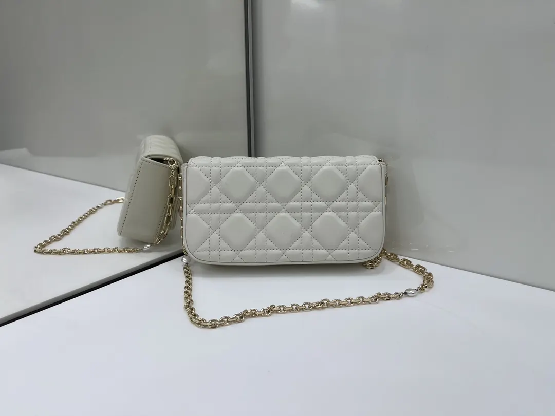 Dior Lady 羊皮 鏈條包 精致鏈條款