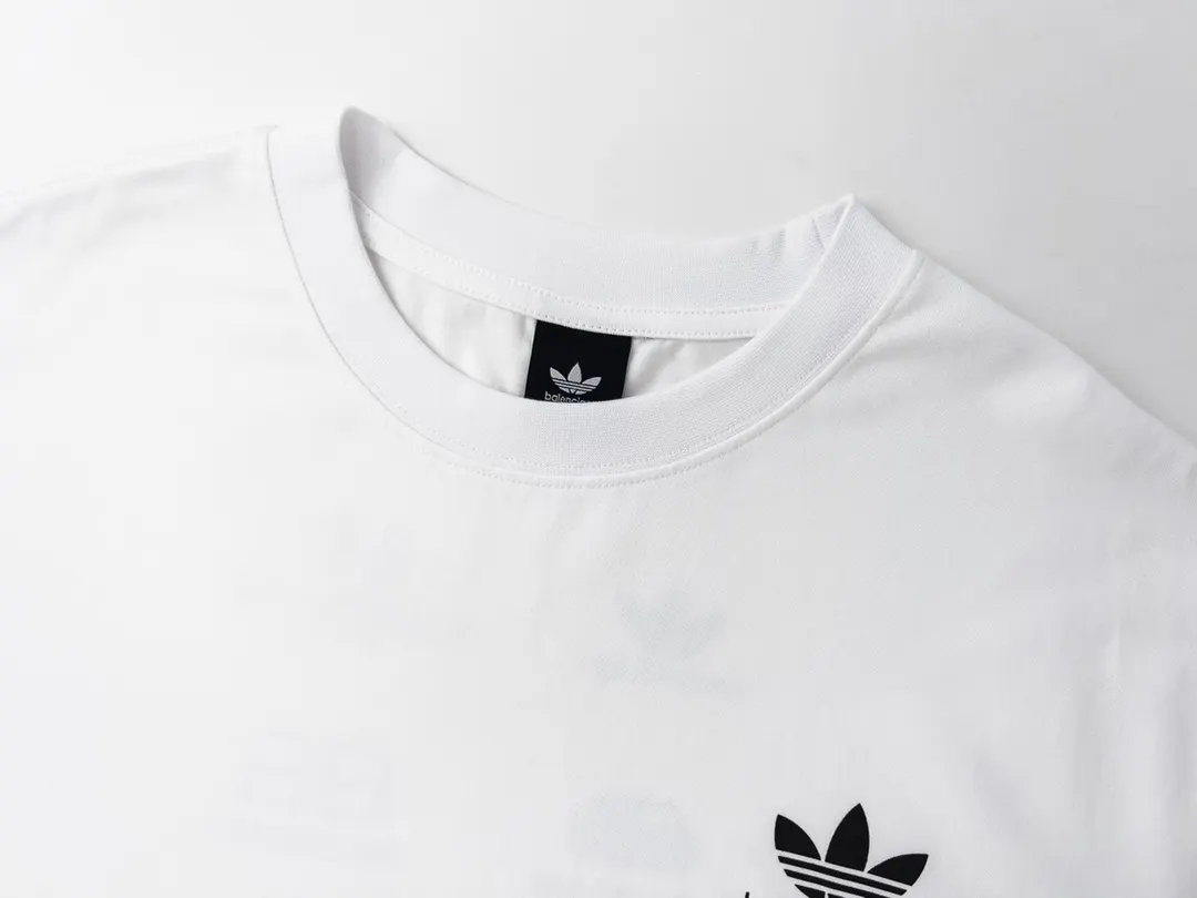 Adidas 字母 印花 短袖T恤 日常百搭款