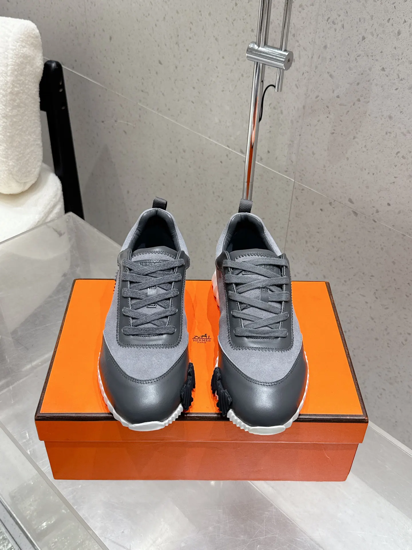 Hermès Sneakers