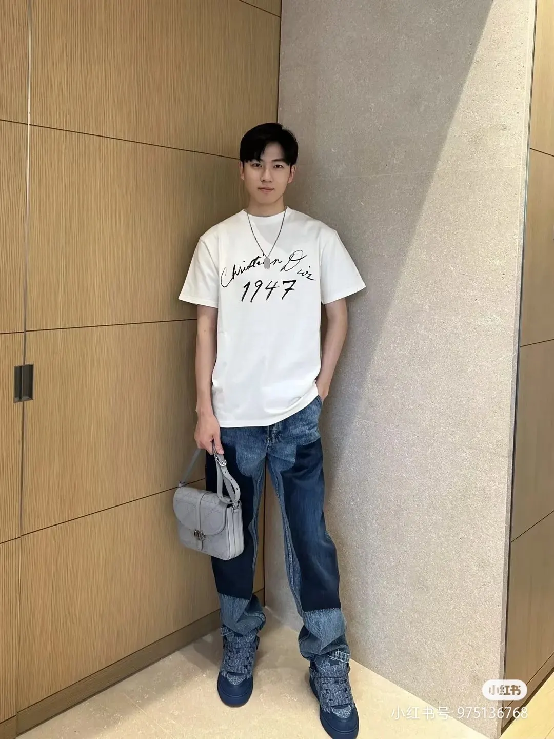 Dior 黑色小标短袖T恤 简约通勤