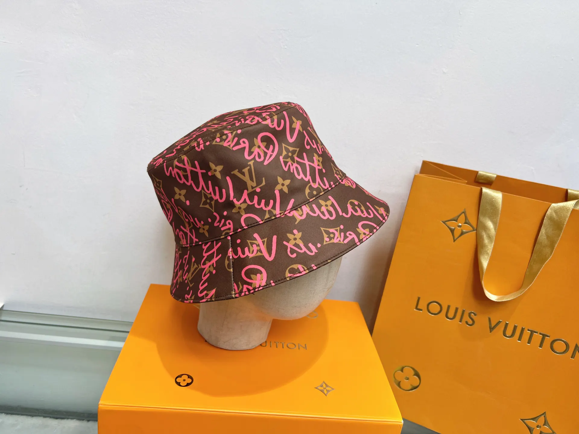 LV 渔夫帽 休閒遮阳款