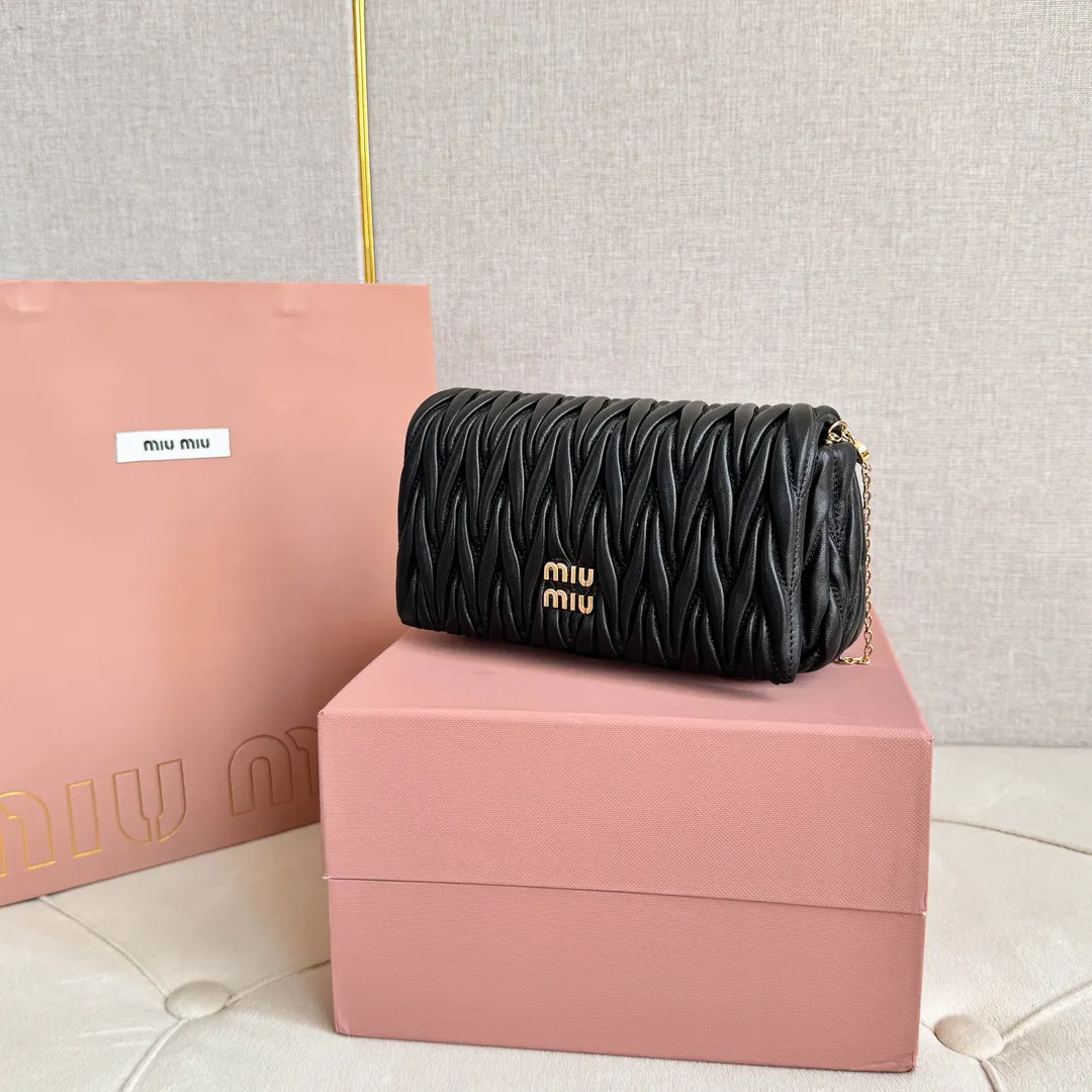 Miu 羊皮 鏈條包 精致鏈條款